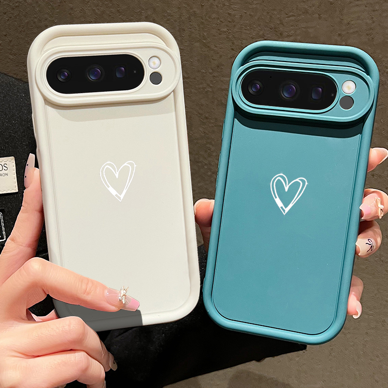 シンプルな愛のパターンソフトケース Google Pixel - Phone Cases Pixel 9A のレビューと価格